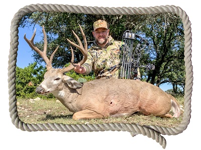 Trophy whitetail deer hunting in Texas